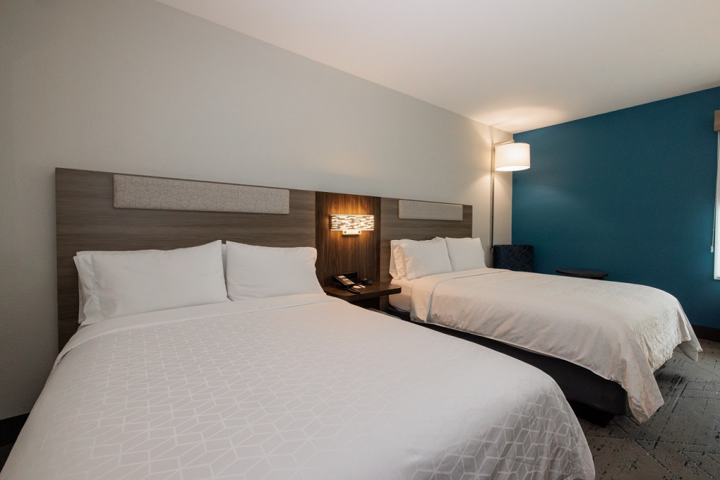 2 Queen Beds Non-Smoking