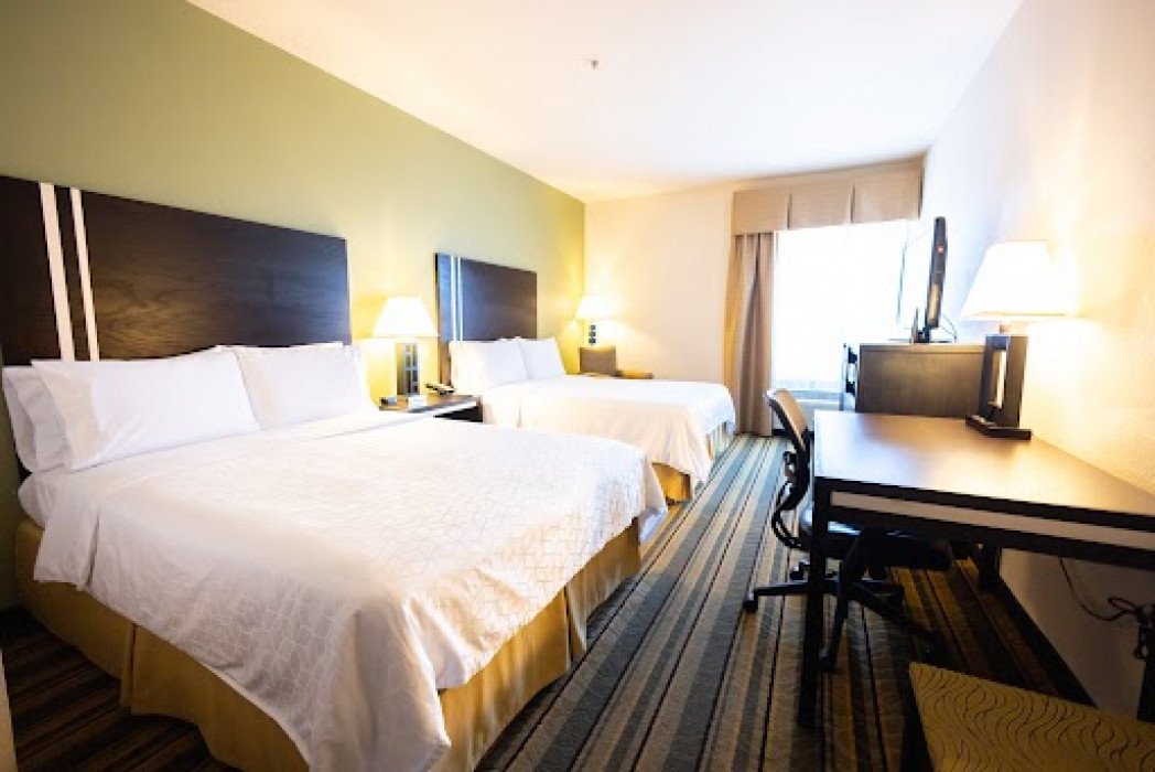 2 Queen Beds Non-Smoking